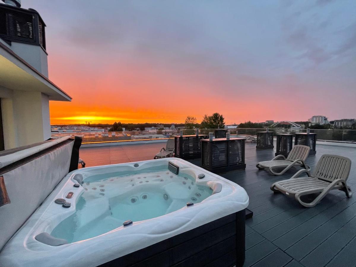 Apartamenty Polanowscy Baltic Marina Residence Z Mini Spa Kolobrzeg Luaran gambar