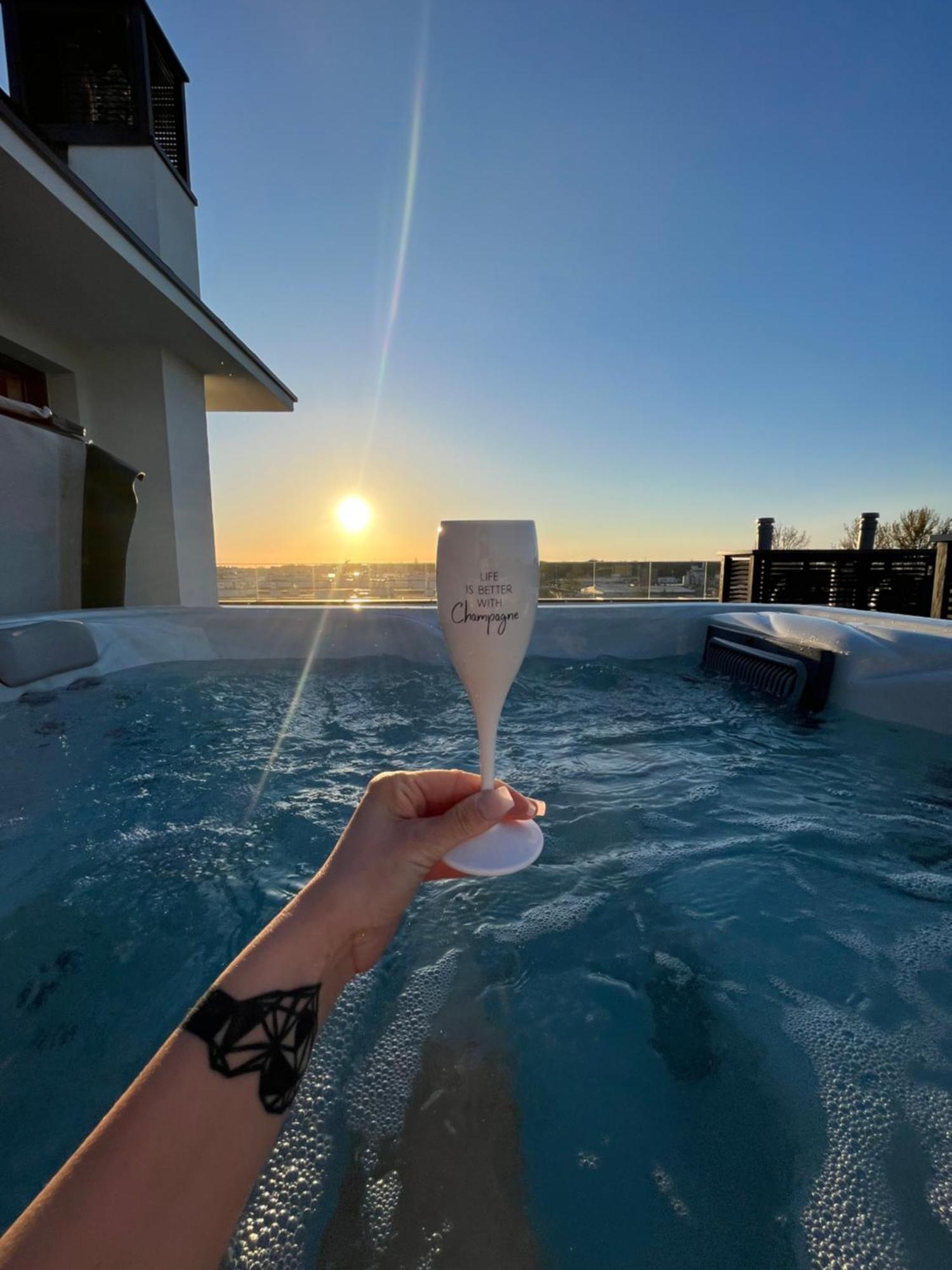 Apartamenty Polanowscy Baltic Marina Residence Z Mini Spa Kolobrzeg Luaran gambar
